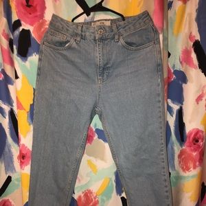 TopShop Mom Jeans!!